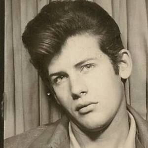 Meet your Posher, Charles